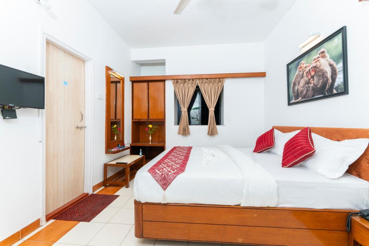 Hotel Green Field Satara Eksteriør billede